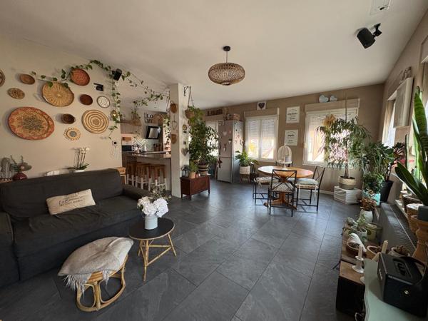 EN EXCLUSIVITÉ – Magnifique triplex rénové avec terrasse à Bischwiller