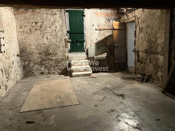 MAISON AVEC GARAGE ET GRANGE