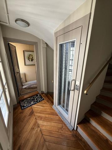 Appartement Paris 3 pièce(s) 82.54 m2