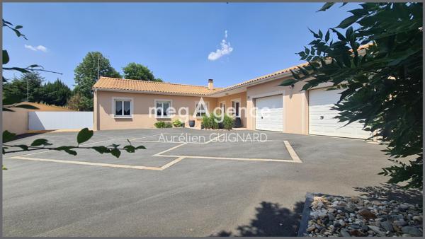 Maison à Moncoutant-sur-Sèvre, 79320 - 10 pièces 173m²