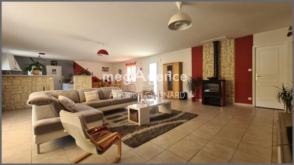 Maison à Moncoutant-sur-Sèvre, 79320 - 10 pièces 173m²