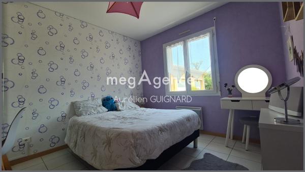 Maison à Moncoutant-sur-Sèvre, 79320 - 10 pièces 173m²