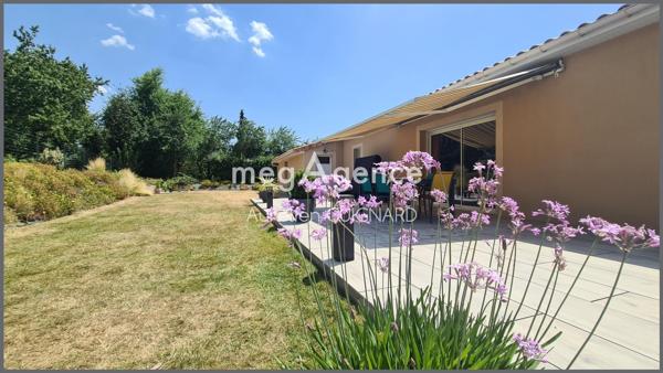 Maison à Moncoutant-sur-Sèvre, 79320 - 10 pièces 173m²