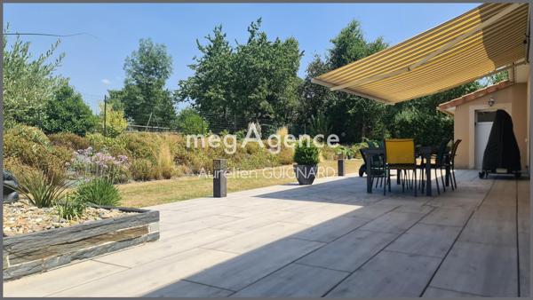 Maison à Moncoutant-sur-Sèvre, 79320 - 10 pièces 173m²