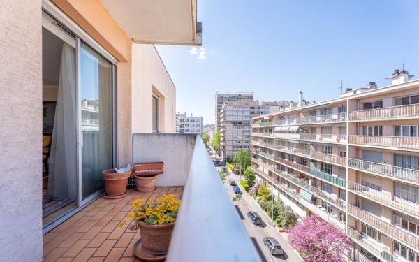Appartement à vendre    5 pièces • 145 m2 Lyon 6