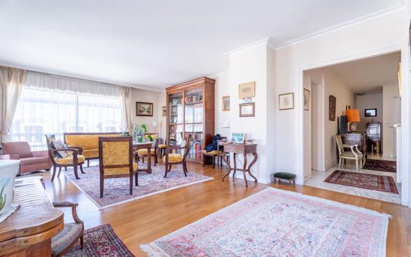 Appartement à vendre    5 pièces • 145 m2 Lyon 6