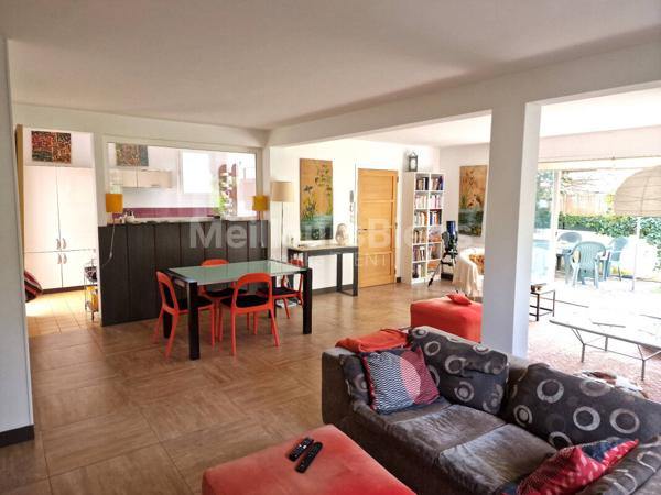 MAISON FAMILIALE DANS UN SECTEUR BOUCOLIQUE