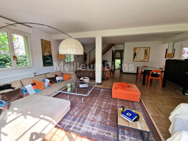 MAISON FAMILIALE DANS UN SECTEUR BOUCOLIQUE