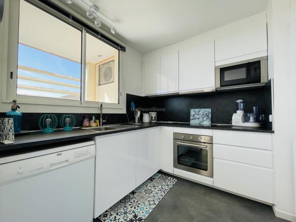 SUPERBE APPARTEMENT 3 PIECES DE 63M2 AVEC VUE MER