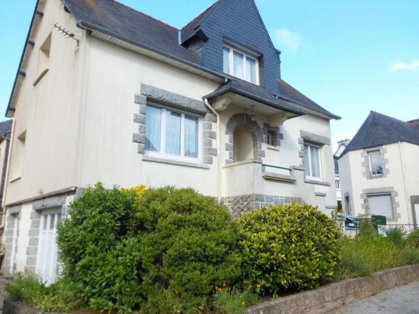 Maison Rostrenen 6 pièce(s) 150 m2