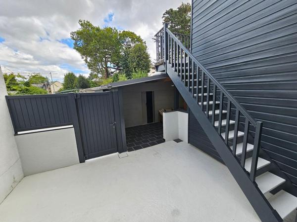 Maison angevine à seulement 5 minutes à vélo de la gare Saint-Laud - Le charme de l'ancien et le confort du contemporain