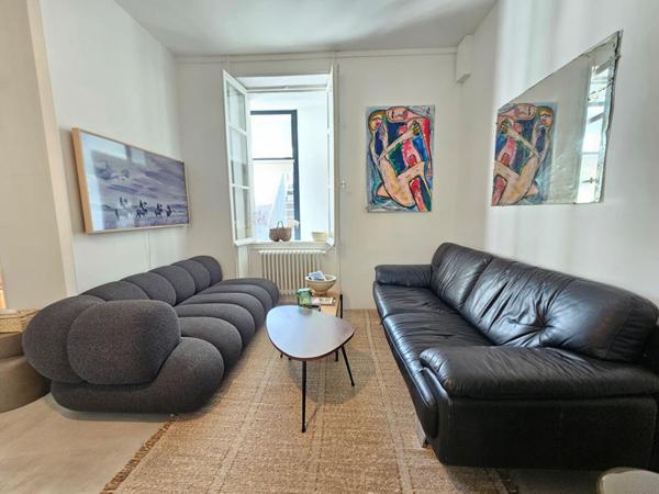 Maison angevine à seulement 5 minutes à vélo de la gare Saint-Laud - Le charme de l'ancien et le confort du contemporain