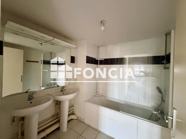 Location Appartement 5 pièces 109.92 m² - 2-4 PASSAGE ANDRE CHAMSON Strasbourg 67100