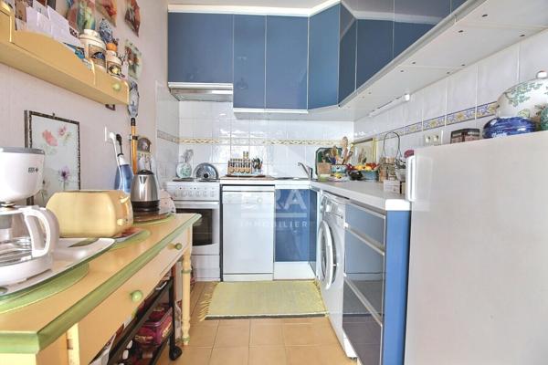 T2 AVEC BALCON ETAGE ELEVE METRO LIGNE 14 MAIRIE DE SAINT-OUEN