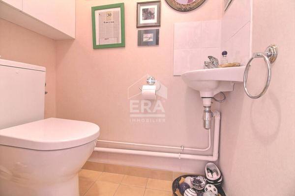 T2 AVEC BALCON ETAGE ELEVE METRO LIGNE 14 MAIRIE DE SAINT-OUEN