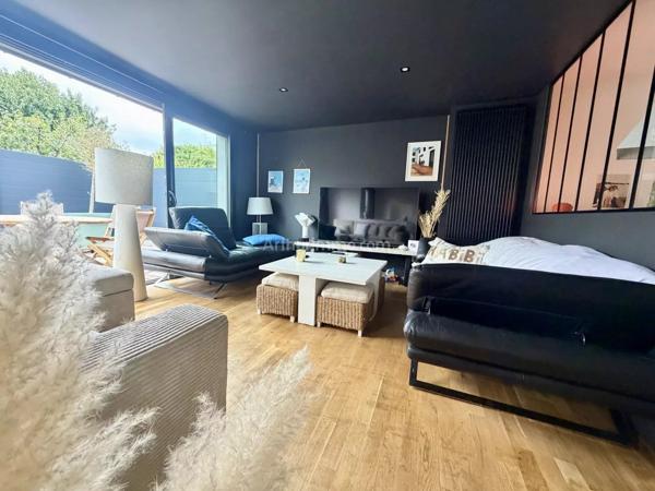 Vente                                                      Maison
                        
                     7 pièces                      122 m2                     à Dinan
