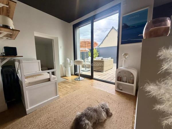 Vente                                                      Maison
                        
                     7 pièces                      122 m2                     à Dinan