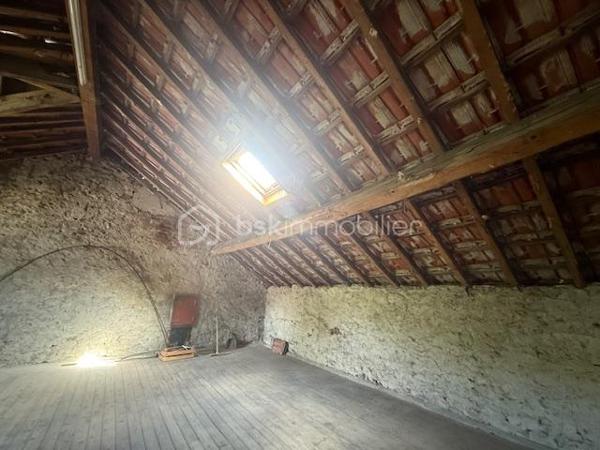 Maison de village de 90 m²