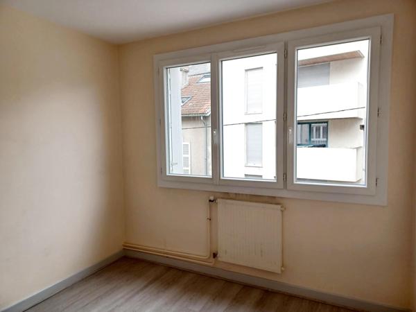 Type 2 cuisine équipée avec ascenseur 25 RUE DU 14 JUILLET AURILLAC Détails des diagnostics énergétiques