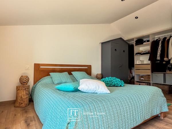 Maison 4 pièce(s) 3 chambre(s) 143 m²
