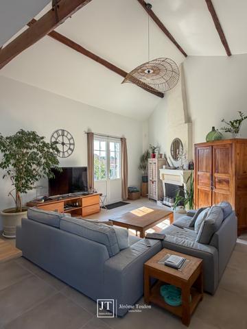 Maison 4 pièce(s) 3 chambre(s) 143 m²
