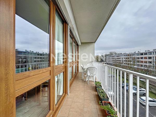 APPARTEMENT A VENDRE RESIDENCE CROIX BLANCHE AU DERNIER ETAGE AVEC BALCON