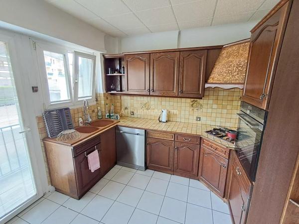 Vente                                                      Appartement
                        
                     4 pièces                      96 m2                     à Colmar