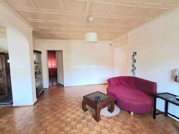 Vente                                                      Appartement
                        
                     4 pièces                      96 m2                     à Colmar