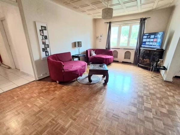 Vente                                                      Appartement
                        
                     4 pièces                      96 m2                     à Colmar