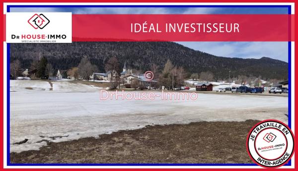 Bien immobilier à vendre 33 pièces de 715 m²