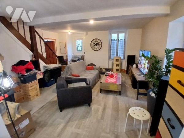 Maison à vendre à LA CHAPELLE-SAINT-LAURENT (79430)