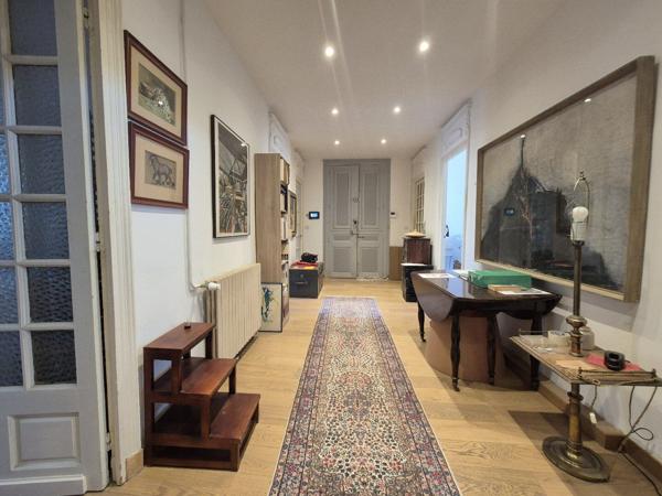 Ensemble immobilier Appartement Bourgeois, plus Studio, et Grand Garage Beziers