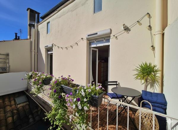 Ensemble immobilier Appartement Bourgeois, plus Studio, et Grand Garage Beziers