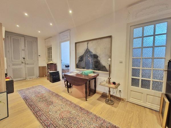 Ensemble immobilier Appartement Bourgeois, plus Studio, et Grand Garage Beziers
