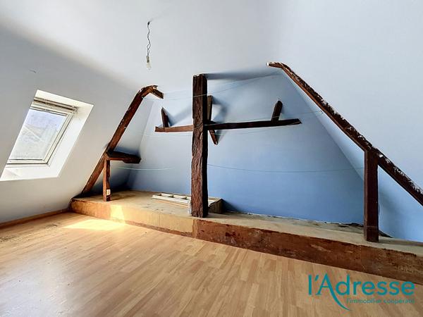 MAYENNE - Centre-ville : Immeuble de 200 m2