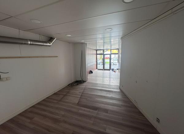 Immeuble La Roche Sur Yon 6 pièce(s) 99 m2