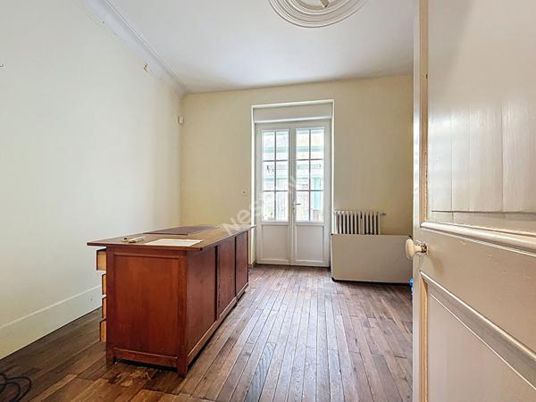 Nantes Saint-Félix / Maison à rénover / jardin