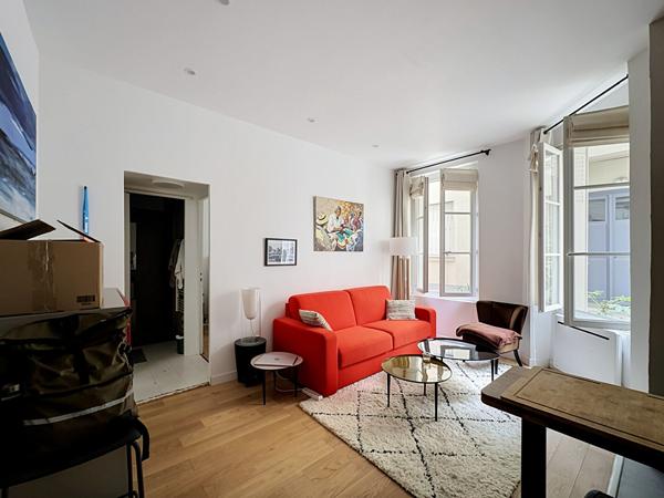 Voltaire / Richard Lenoir - 2 pièces de 32 m², Paris 75011