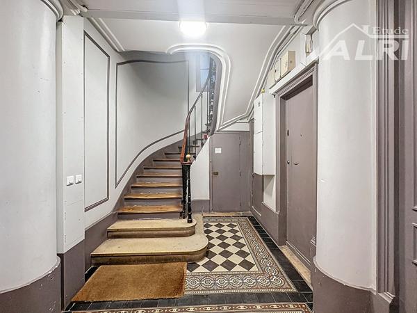 Voltaire / Richard Lenoir - 2 pièces de 32 m², Paris 75011