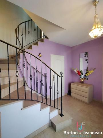 Maison de ville à Mayenne