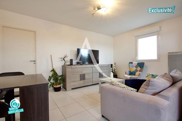 LATTES - MAURIN - APPARTEMENT 2 PIÈCES - 42 m2 - BALCON - DERNIER ÉTAGE - PLACE DE PARKING PRIVATIF