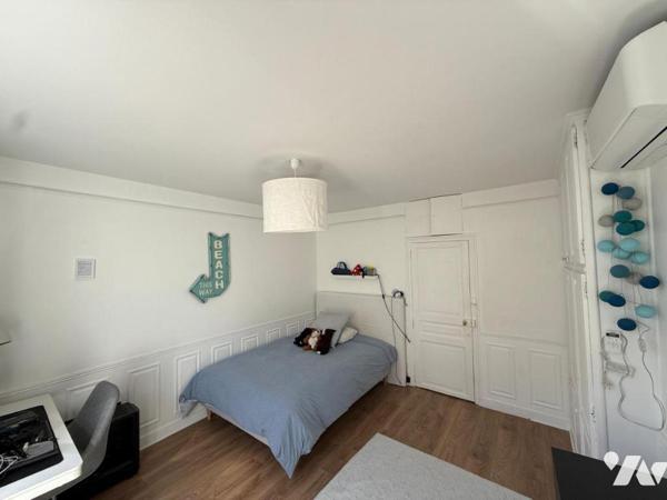 Demeure de caractère rénovée, 260 m², 6cambres avec jardin et stationnements au cœur de Tours