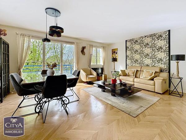 Appartement à vendre 4 pièces 92m² Saint-André-lez-Lille (59350)