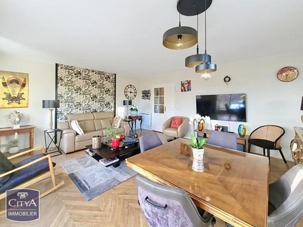 Appartement à vendre 4 pièces 92m² Saint-André-lez-Lille (59350)