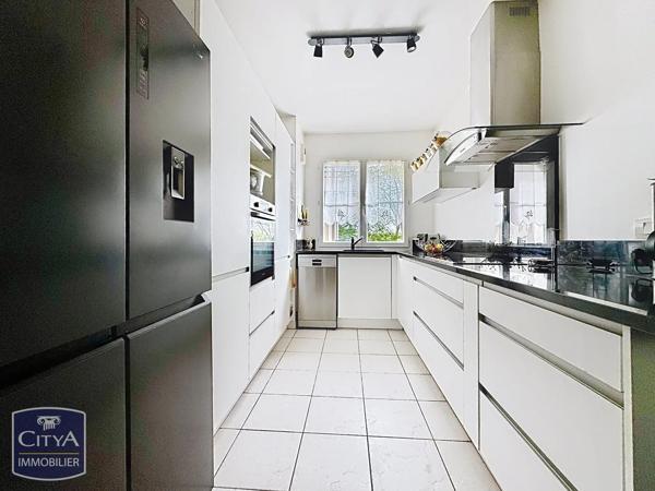 Appartement à vendre 4 pièces 92m² Saint-André-lez-Lille (59350)