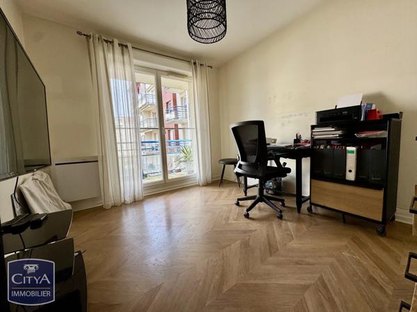 Appartement à vendre 4 pièces 92m² Saint-André-lez-Lille (59350)