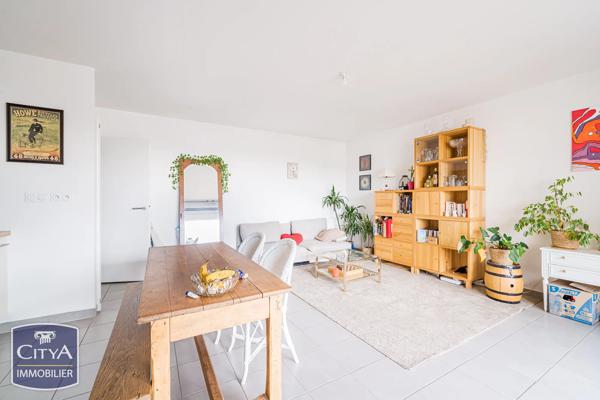 Appartement à vendre 3 pièces 65m² Saint-Cyr-sur-Loire (37540)