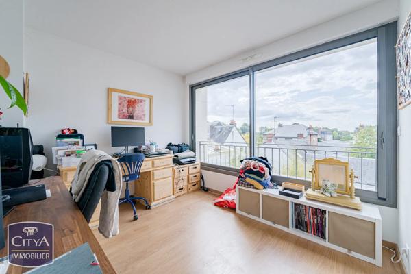Appartement à vendre 3 pièces 65m² Saint-Cyr-sur-Loire (37540)