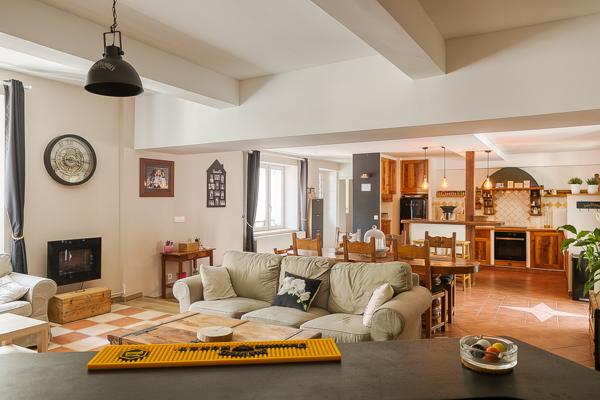 Maison 7 pièces - 210 m² Exclusivité efficity