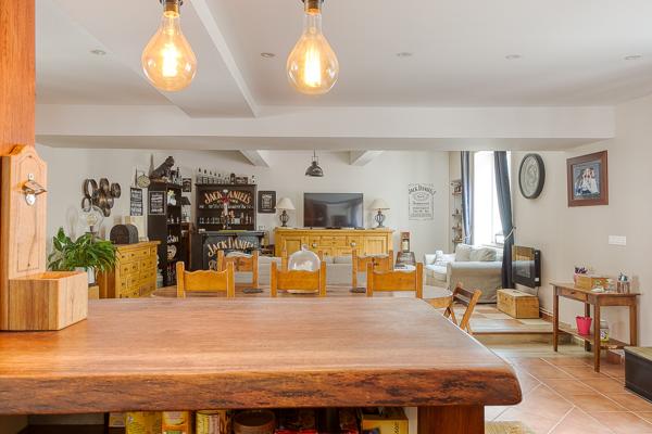 Maison 7 pièces - 210 m² Exclusivité efficity